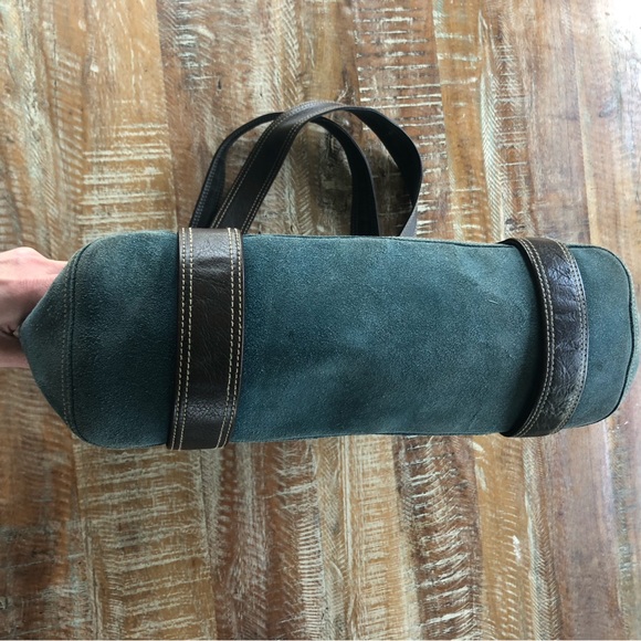 Ellington suede leather laptop shoulder bag - Picture 3 of 13